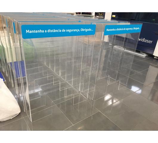 Divisórias em acrilico